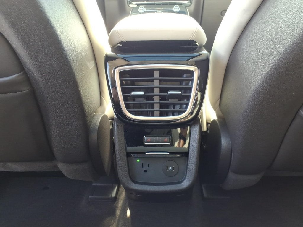 2023 Lincoln Nautilus Black Label