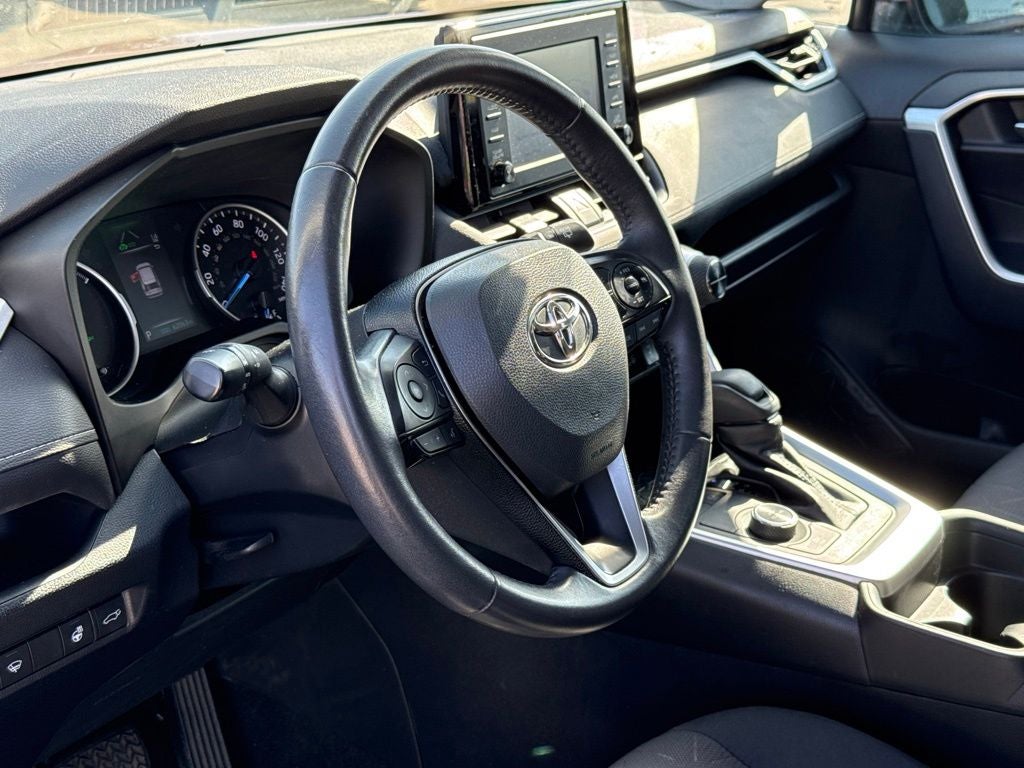 2019 Toyota RAV4 Hybrid XLE