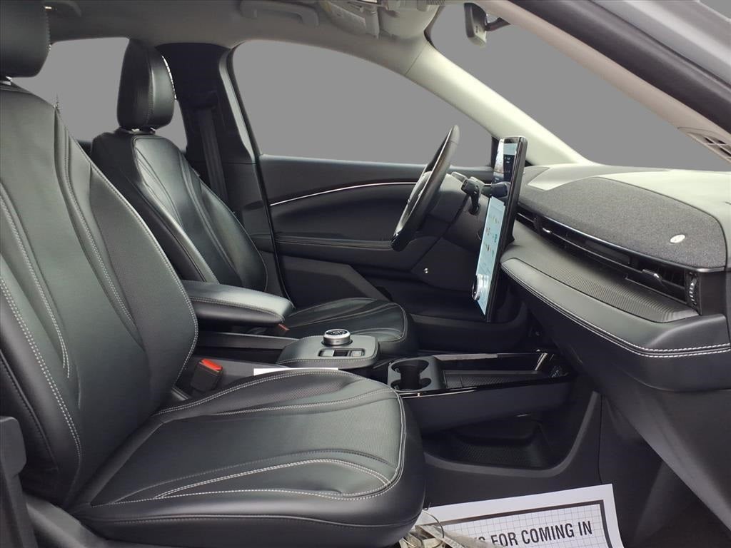 2022 Ford Mustang Mach-E Premium