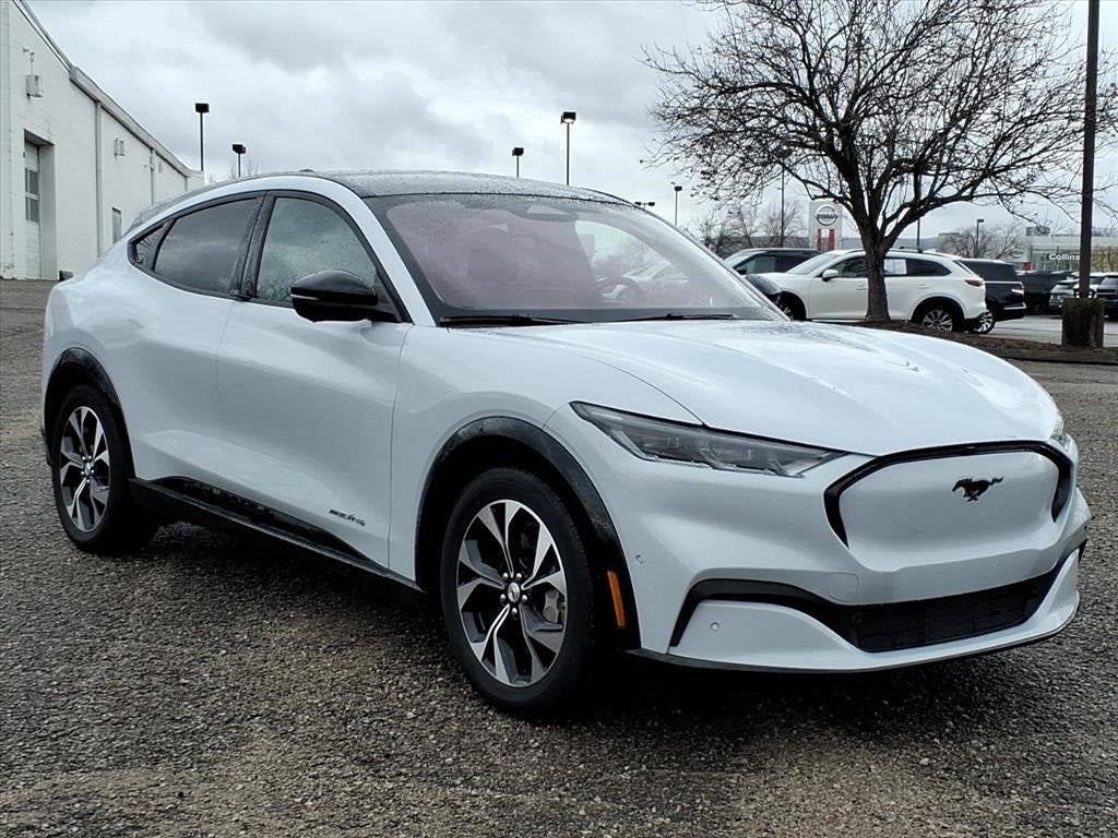 2022 Ford Mustang Mach-E Premium