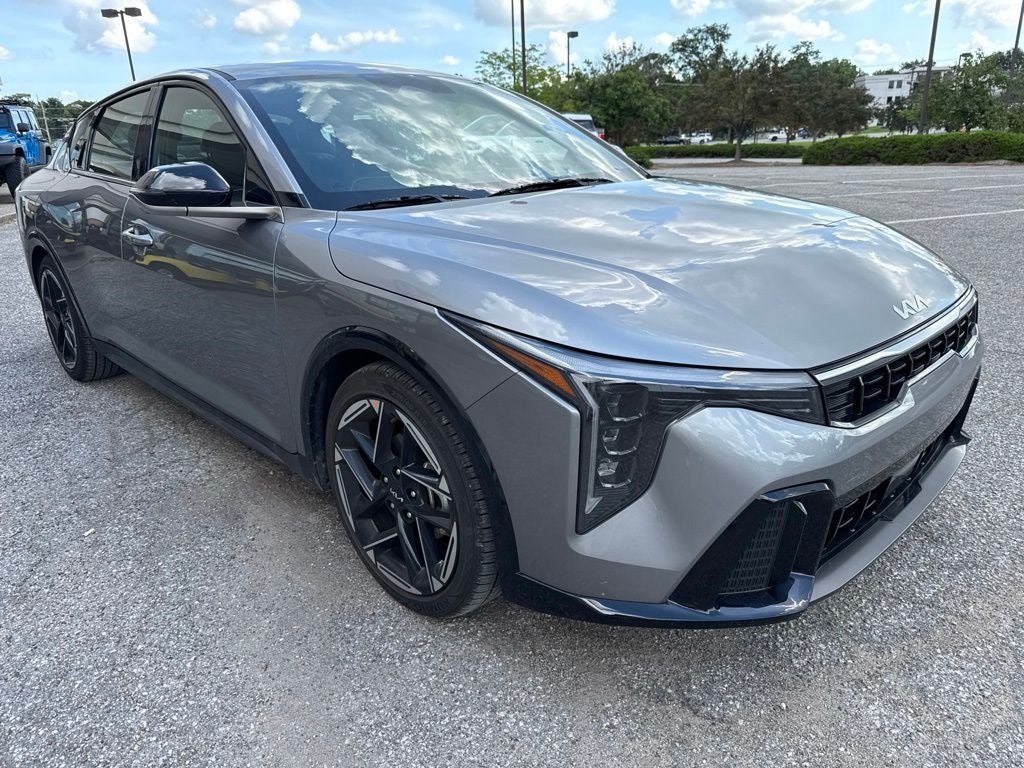 2025 Kia K4 GT-Line