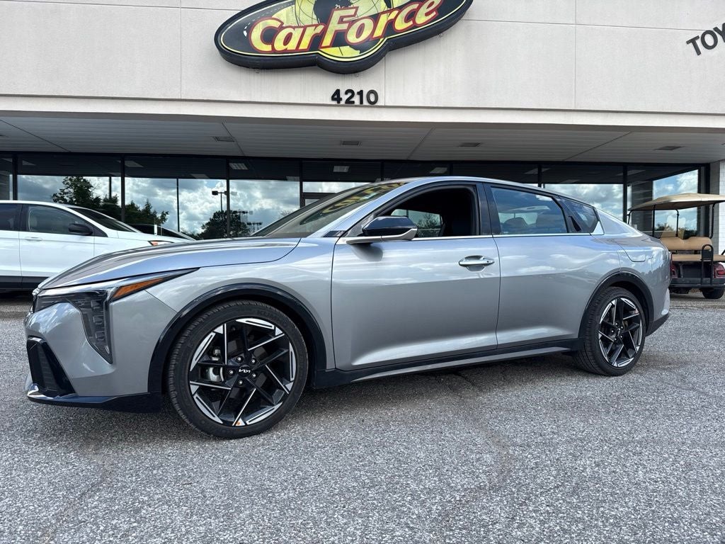 2025 Kia K4 GT-Line