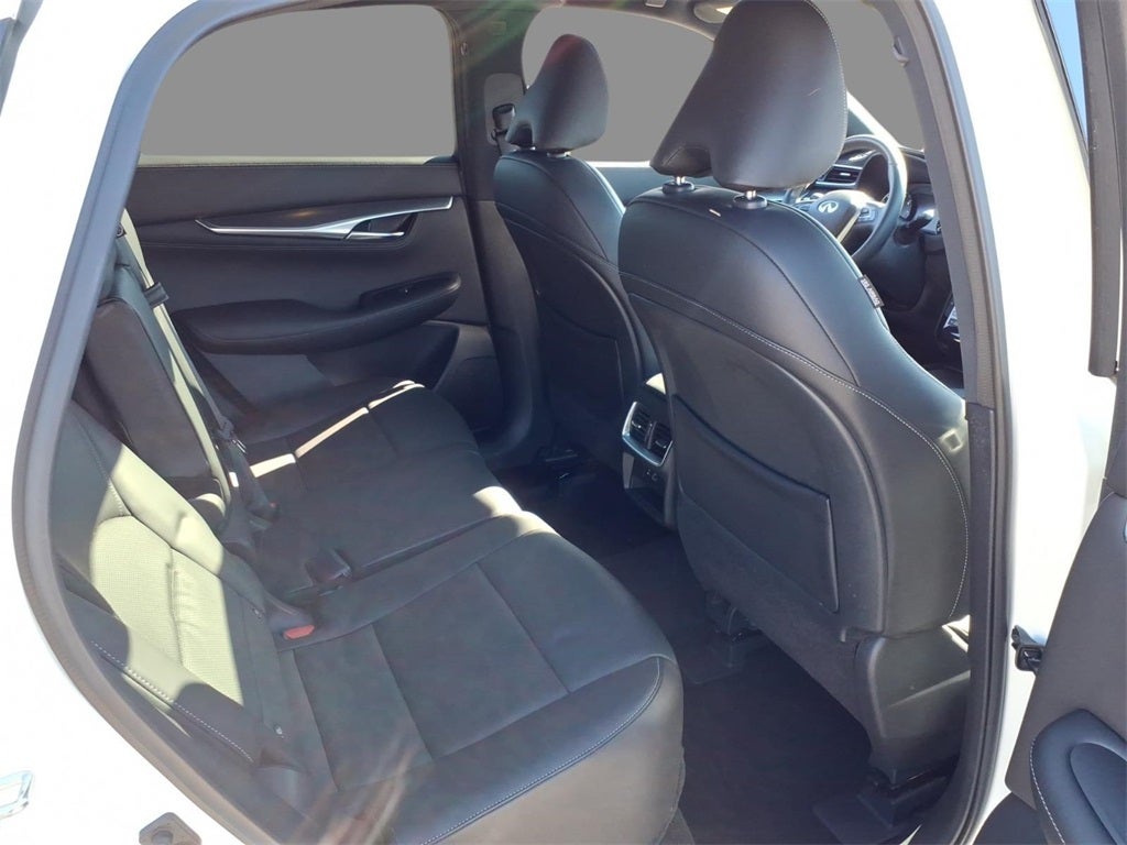 2023 INFINITI QX55 LUXE