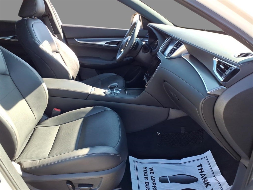 2023 INFINITI QX55 LUXE