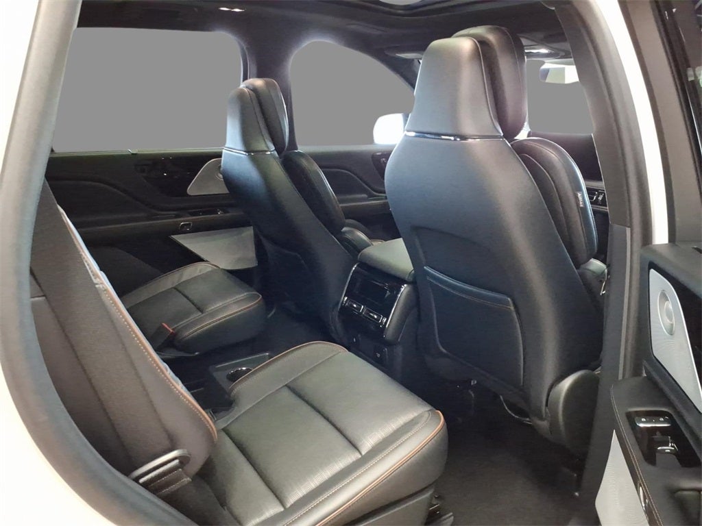 2025 Lincoln Aviator Black Label