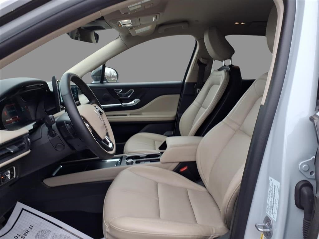 2025 Lincoln Corsair Premiere