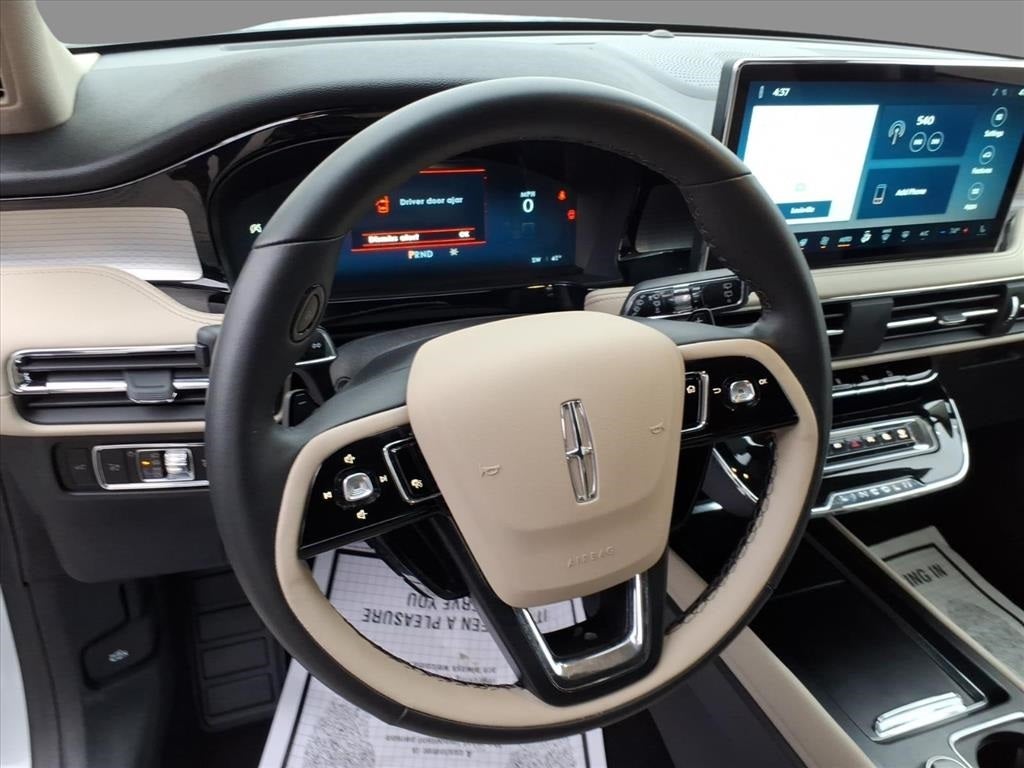 2025 Lincoln Corsair Premiere