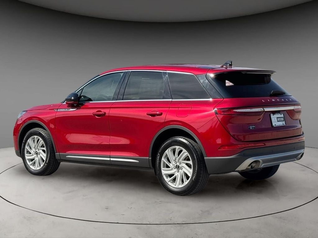 2023 Lincoln Corsair Standard