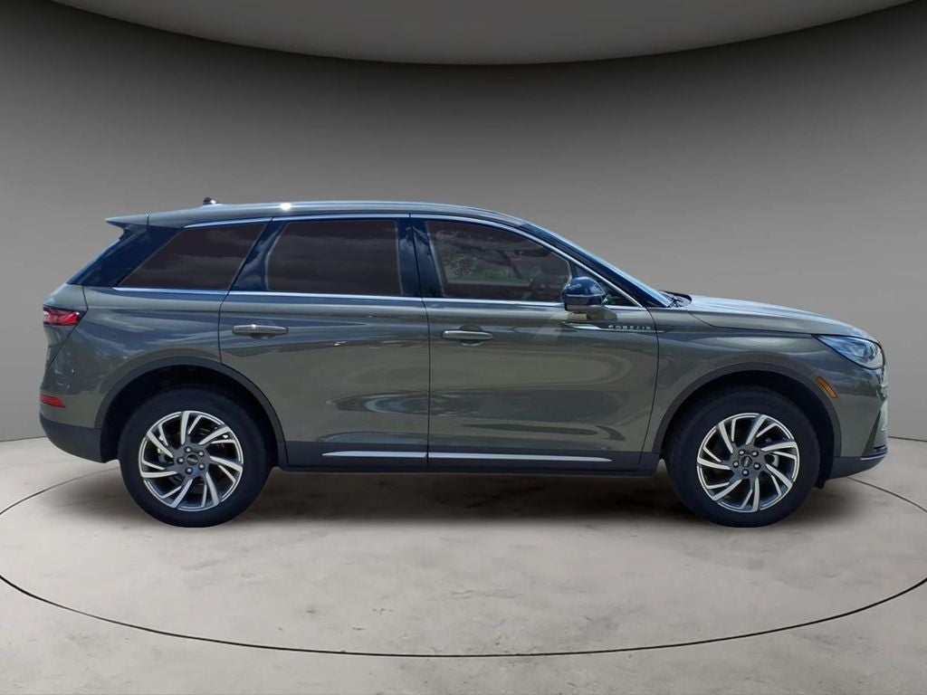 2025 Lincoln Corsair Premiere