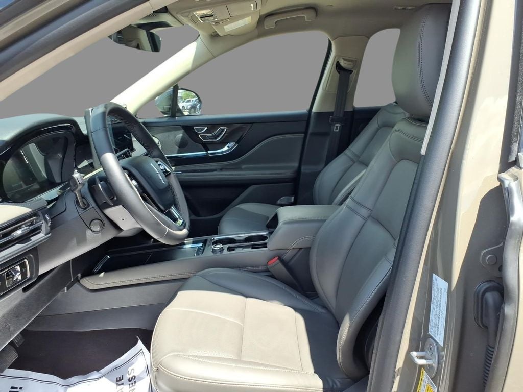 2025 Lincoln Corsair Premiere