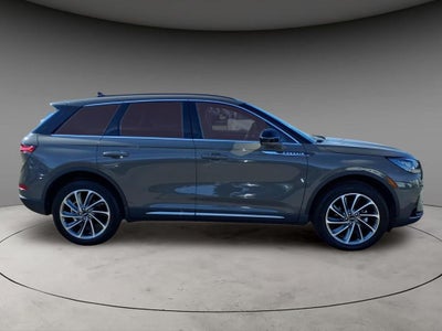 2025 Lincoln Corsair Premiere