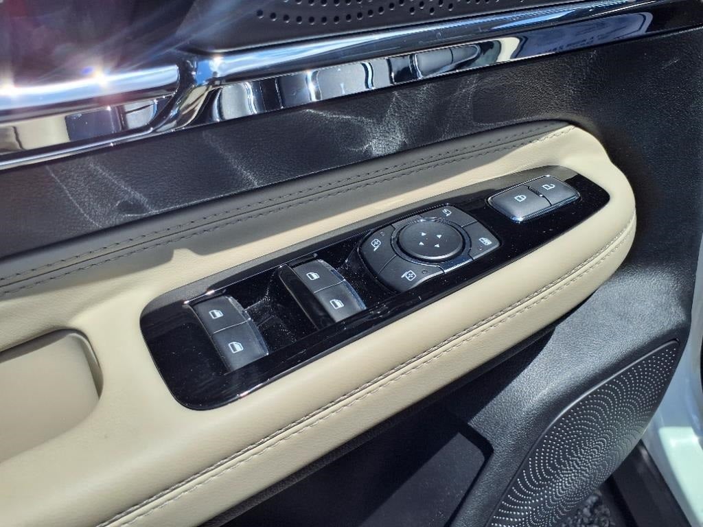 2025 Lincoln Corsair Reserve