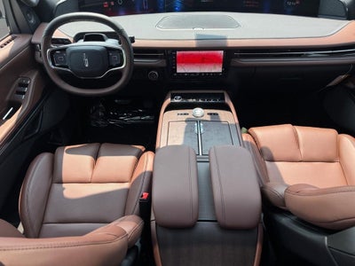 2027 Lincoln Navigator Reserve
