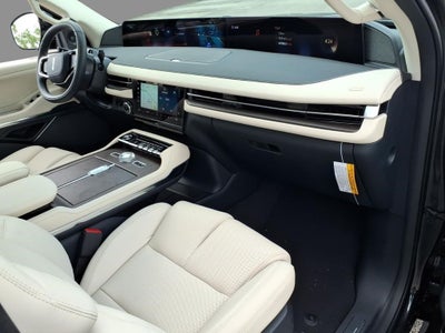 2027 Lincoln Navigator Reserve