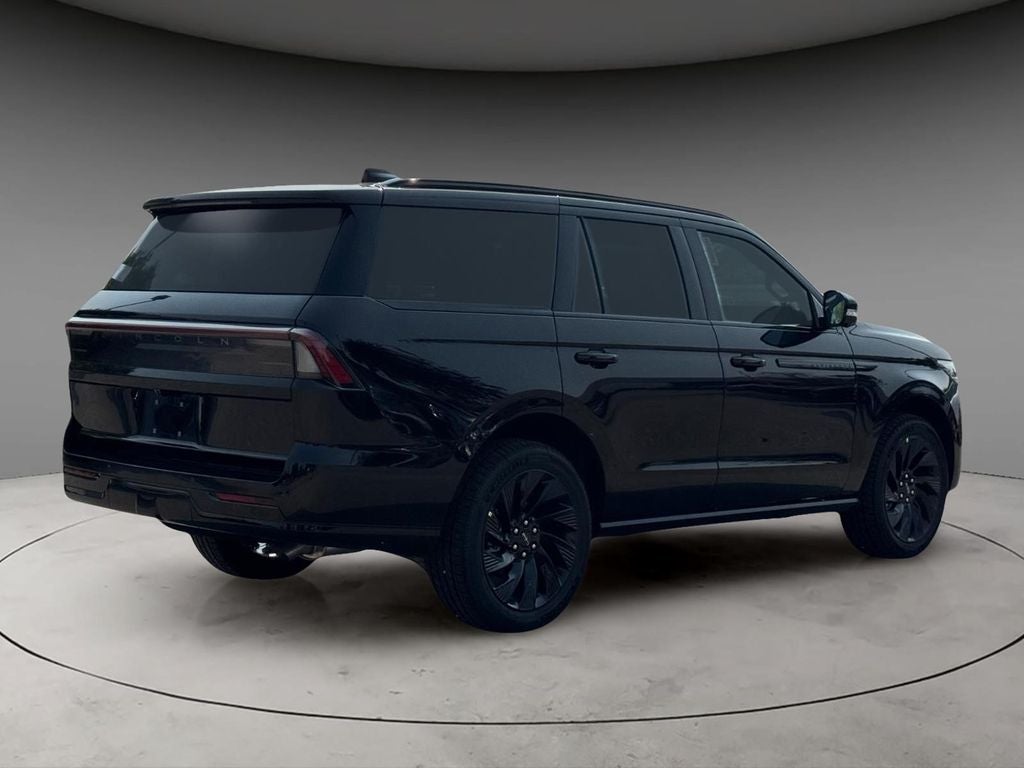 2027 Lincoln Navigator Reserve