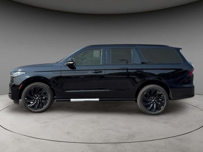 2027 Lincoln Navigator Reserve
