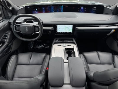 2027 Lincoln Navigator Reserve