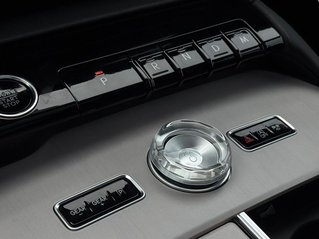 2027 Lincoln Navigator Reserve