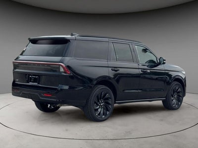 2027 Lincoln Navigator Reserve