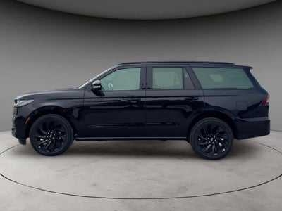 2027 Lincoln Navigator Reserve