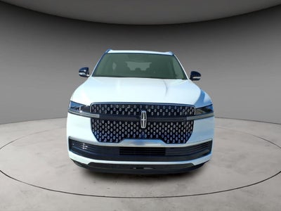 2027 Lincoln Navigator Reserve