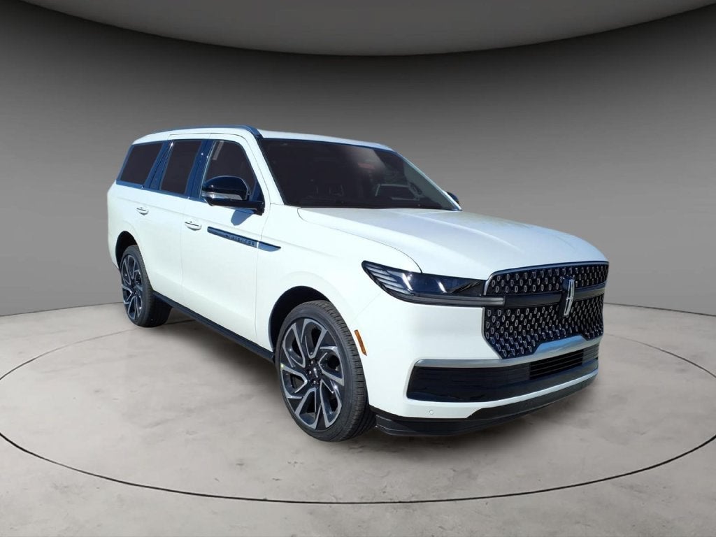 2027 Lincoln Navigator Reserve