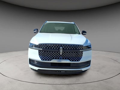 2027 Lincoln Navigator Reserve