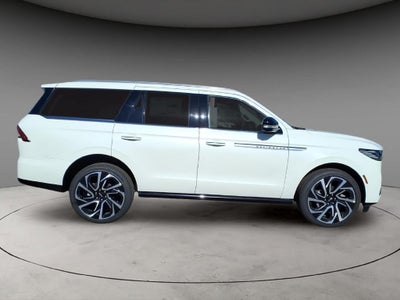 2027 Lincoln Navigator Reserve