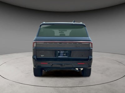 2027 Lincoln Navigator Reserve