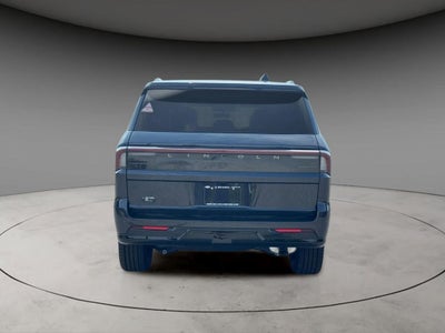 2027 Lincoln Navigator Reserve