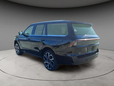 2027 Lincoln Navigator Reserve