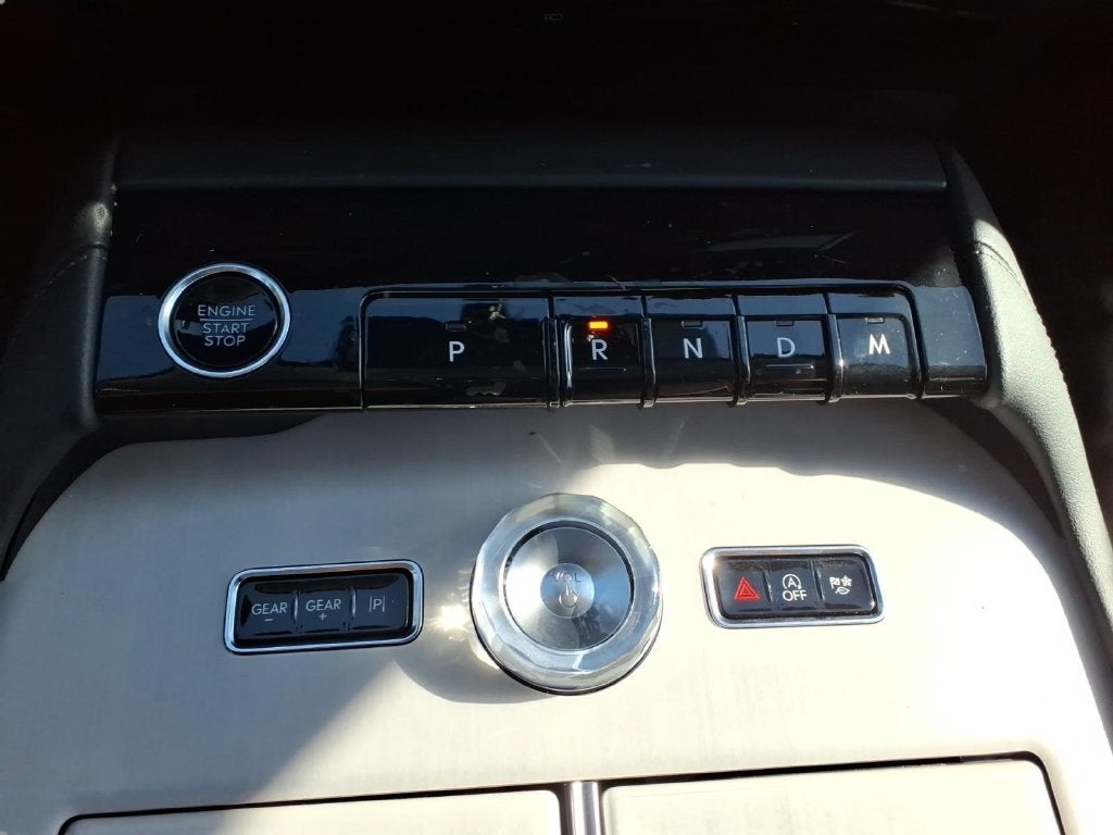 2027 Lincoln Navigator Reserve