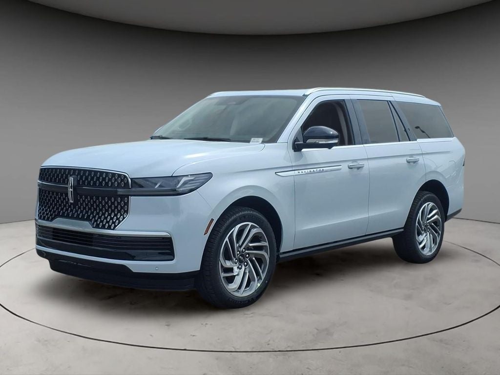 2026 Lincoln Navigator Reserve 4WD's photo