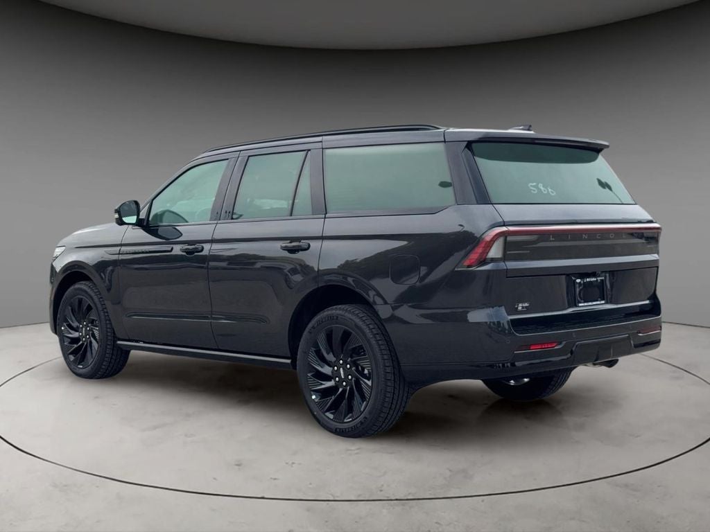 2027 Lincoln Navigator Reserve