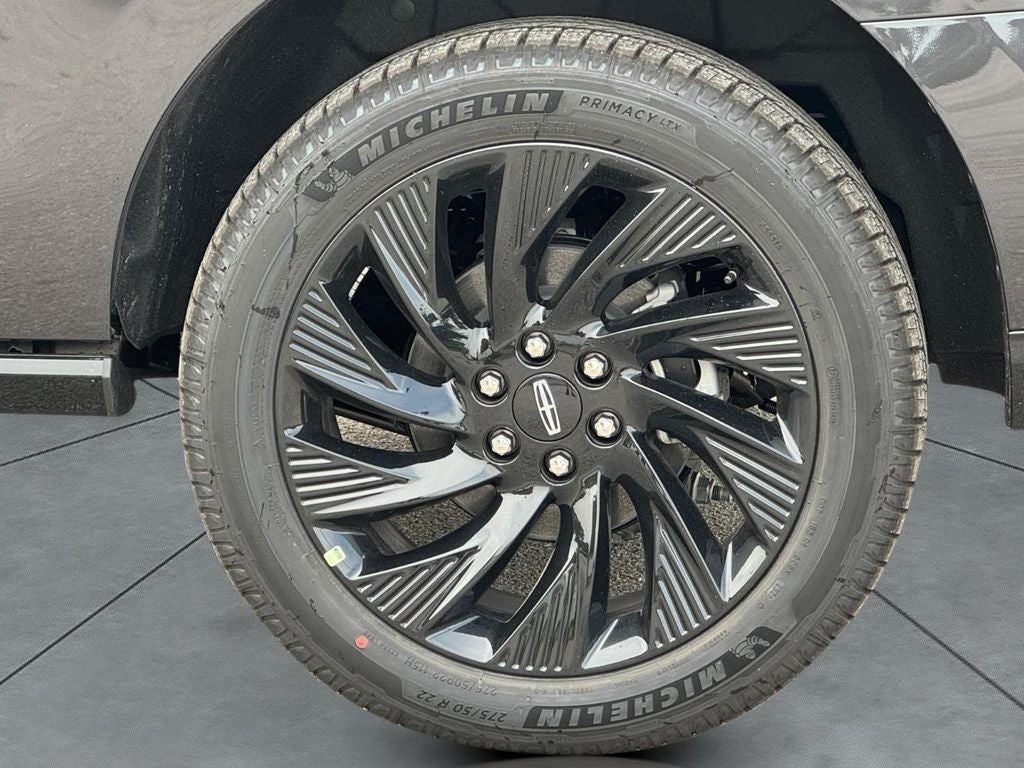 2027 Lincoln Navigator Reserve