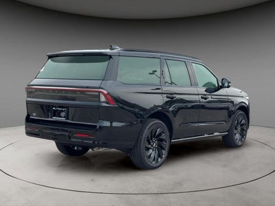 2027 Lincoln Navigator Reserve