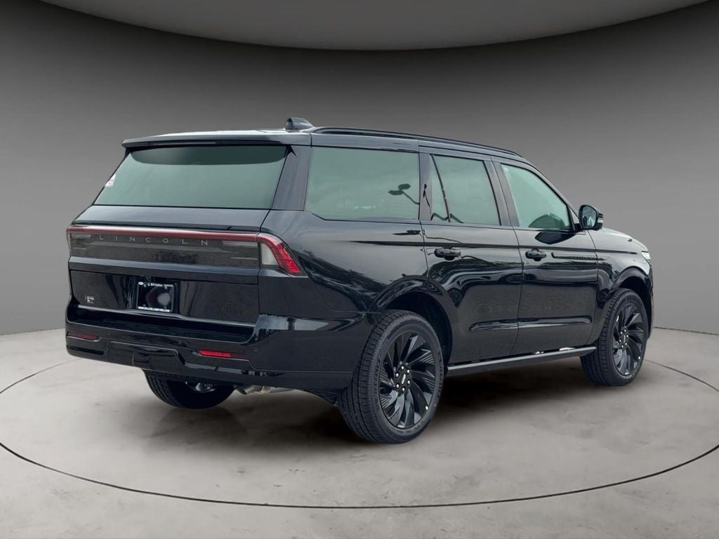 2027 Lincoln Navigator Reserve