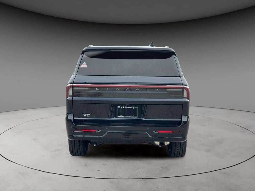 2027 Lincoln Navigator Reserve