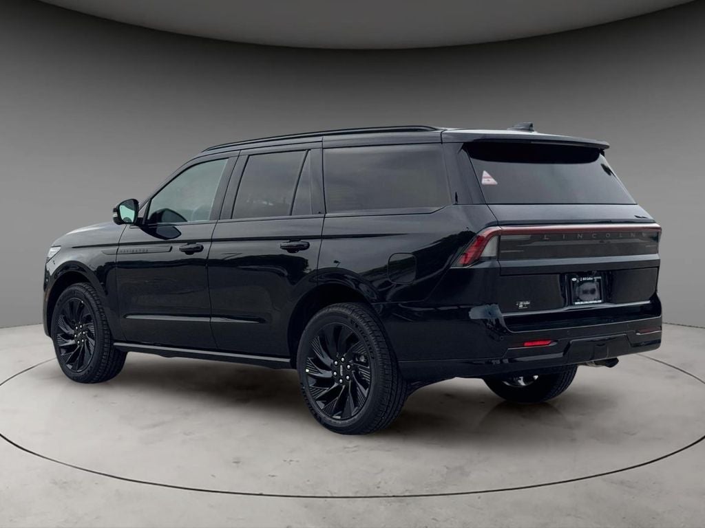 2027 Lincoln Navigator Reserve