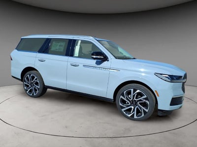 2027 Lincoln Navigator Reserve