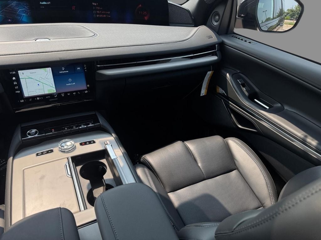 2027 Lincoln Navigator Reserve