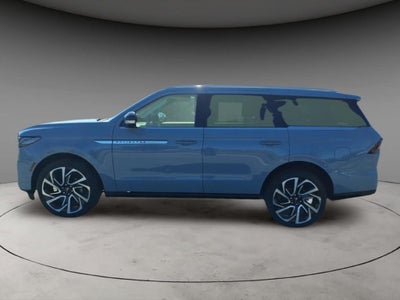 2027 Lincoln Navigator Reserve