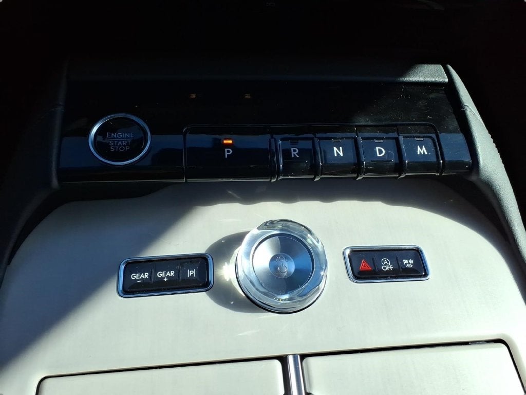 2027 Lincoln Navigator Reserve