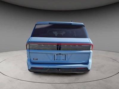 2027 Lincoln Navigator Reserve
