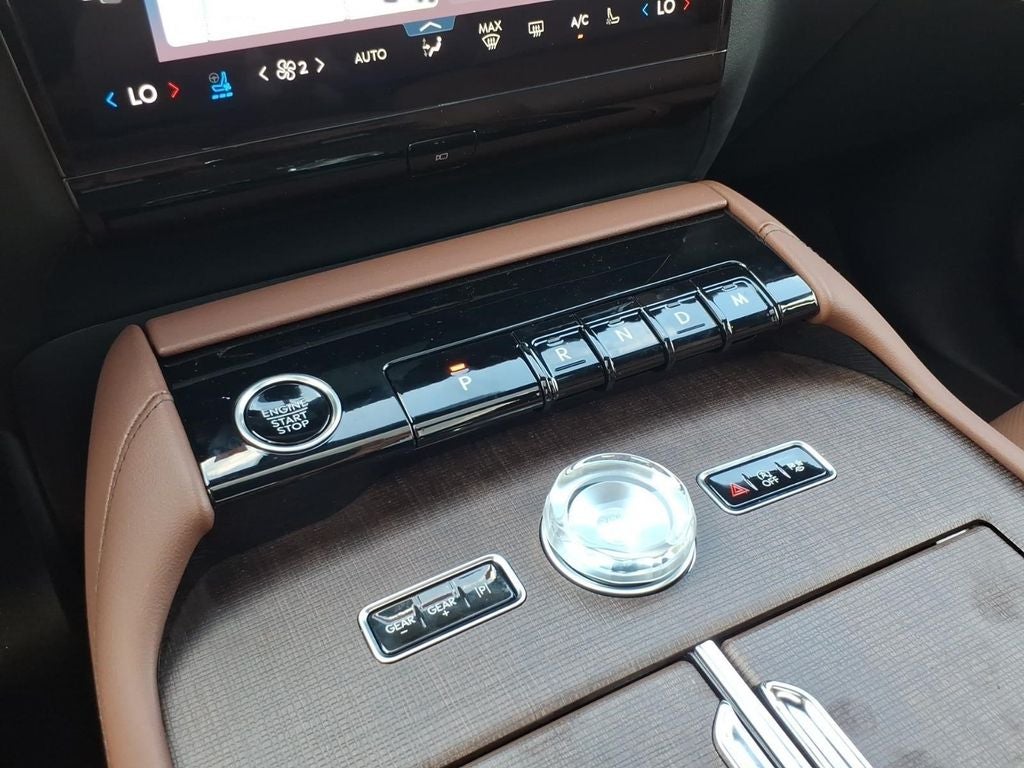 2027 Lincoln Navigator Reserve