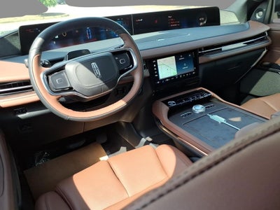 2027 Lincoln Navigator Reserve