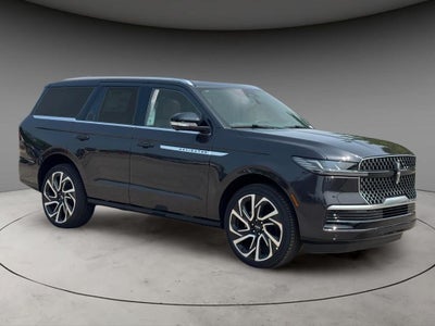 2027 Lincoln Navigator Reserve