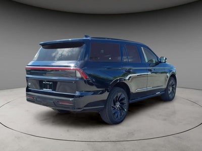 2026 Lincoln Navigator Reserve