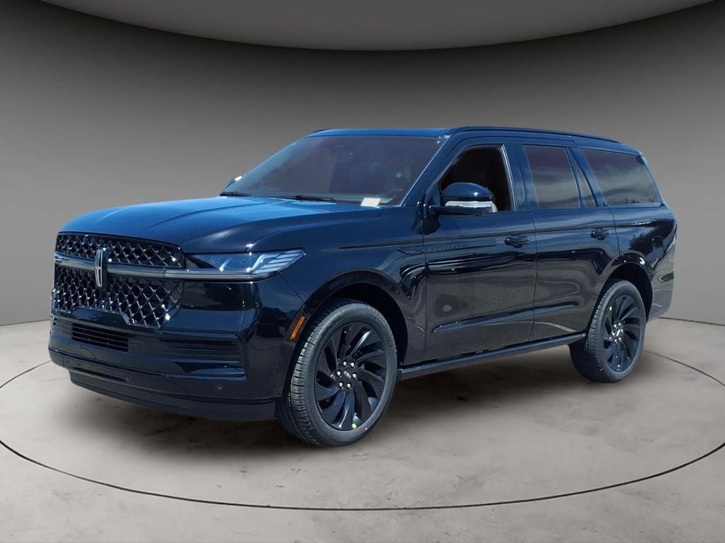 2026 Lincoln Navigator Reserve 4WD's photo