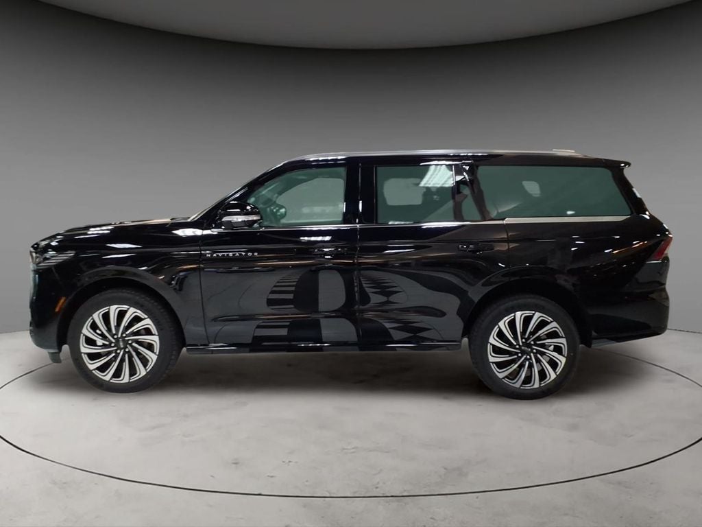 2027 Lincoln Navigator Black Label